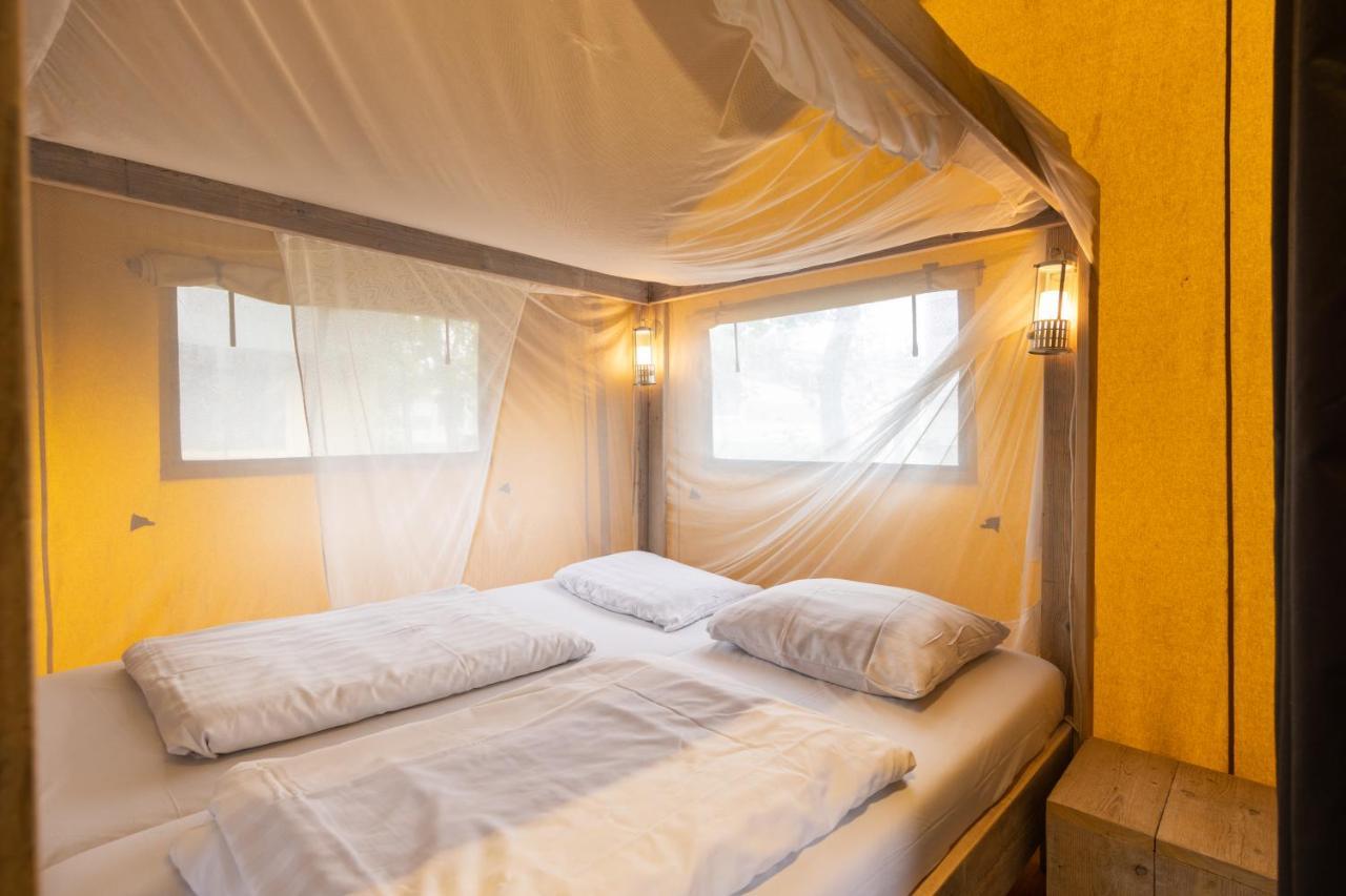 Glamping Lauwersmeer Vierhuizen Номер фото